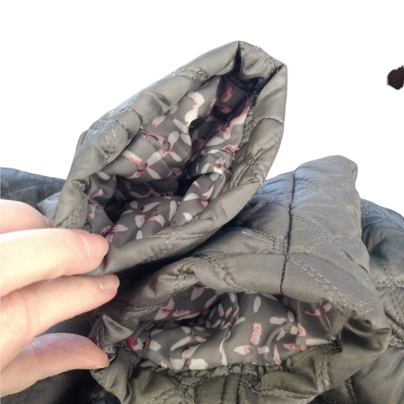 Quilted women's jacket by MARC NEW YORK. Size is medium. Grey col… - Picture 7 of 8